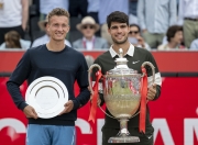 雷火电竞网址-英国网球队轻取意大利网球队，阿尔卡拉斯送出助攻