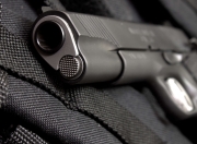 雷火电竞亚洲先驱-一球定音，迪亚斯在佛罗伦萨与芬兰之战中写就唯一史诗