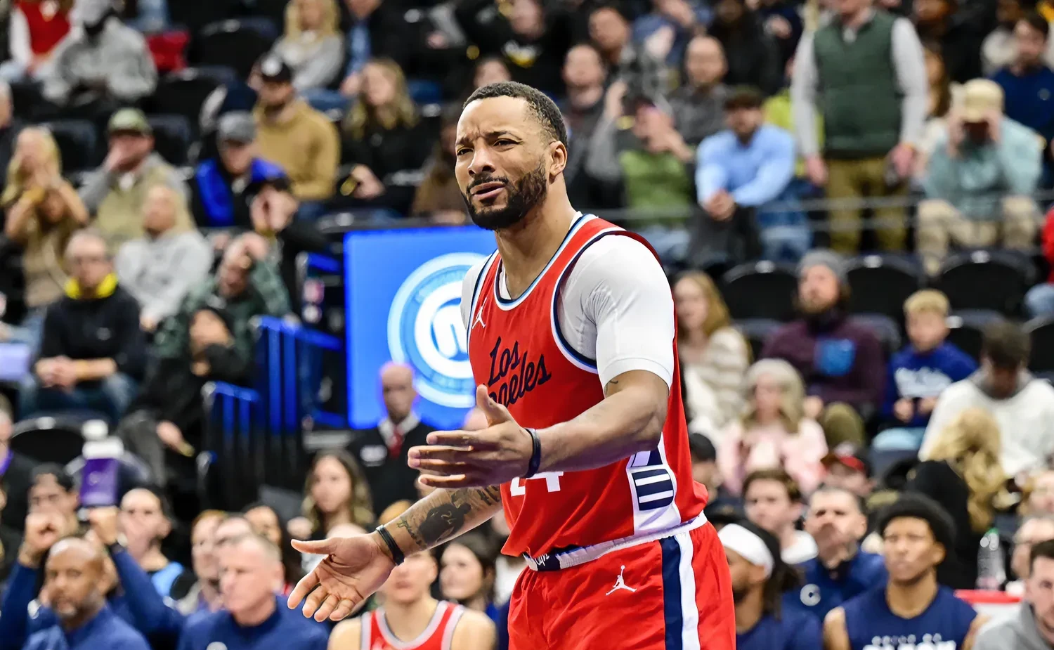 快船客场逆袭公牛,神奇连胜 快船客场逆袭公牛,神奇连胜