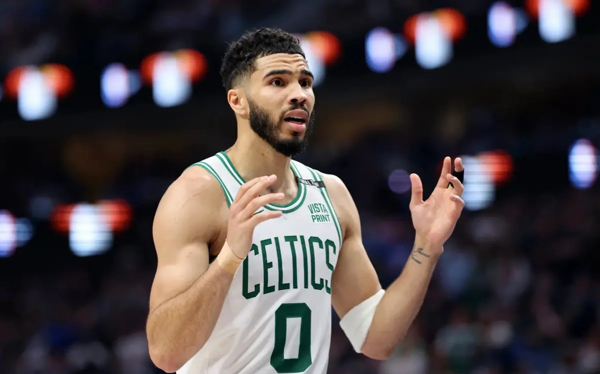 黄蜂绝杀凯尔特人,汉密尔顿惊艳世界 黄蜂绝杀凯尔特人,汉密尔顿惊艳世界