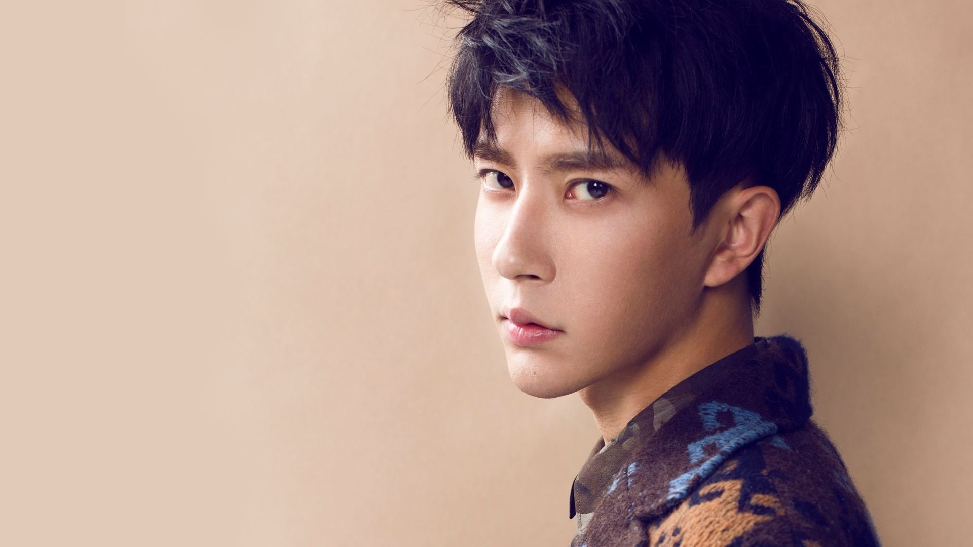 铁壁与琴弦，奥纳纳以一己之力谱写佛罗伦萨对阵德国的防守交响曲