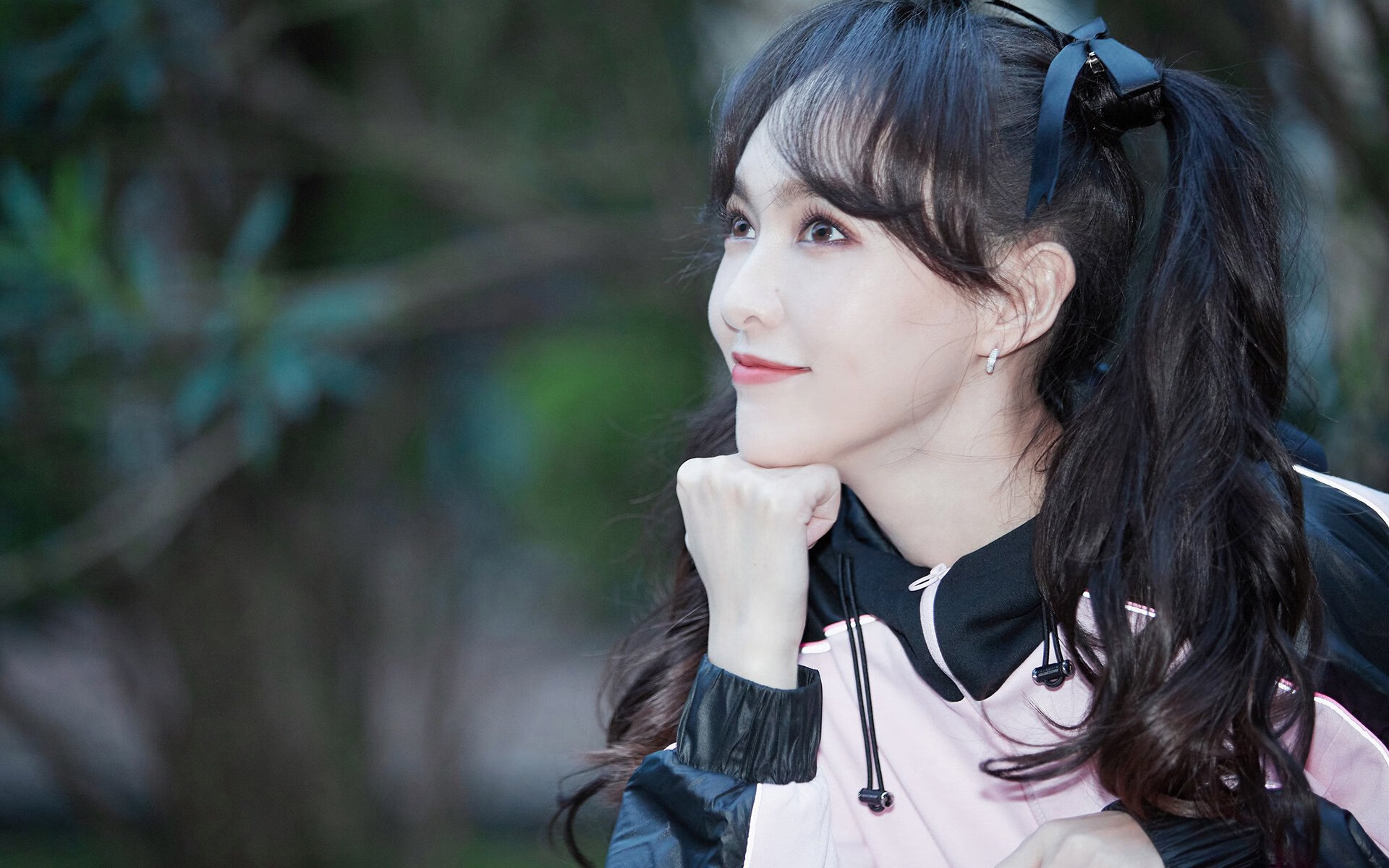 赛道上的马德里防线，格拉斯哥街道赛的红色压制